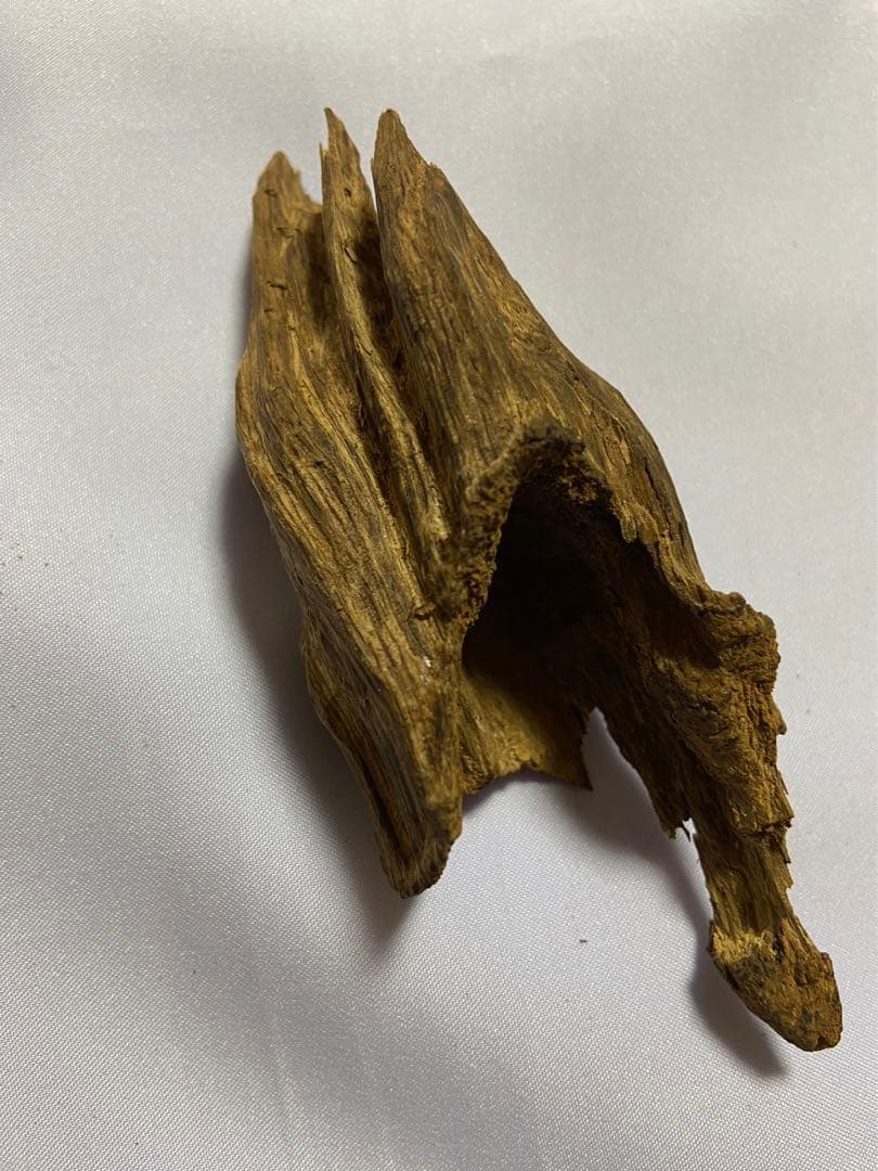 天然シャム沈香木　14.4g