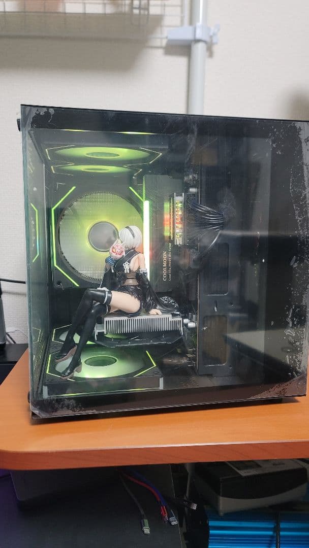 美品コンパクト水槽型ゲーミングPC i5 GTX1660Ti SignalRGB - メルカリ