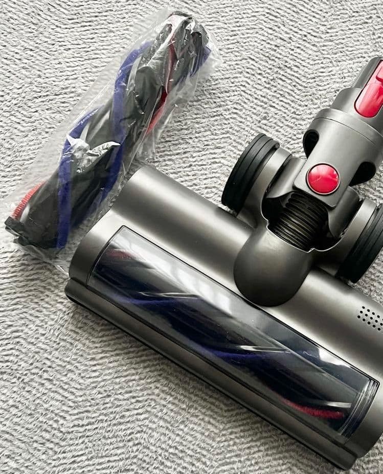 動作確認済本日最終値下げDysonV7本体 ヘッド2個 - 掃除機