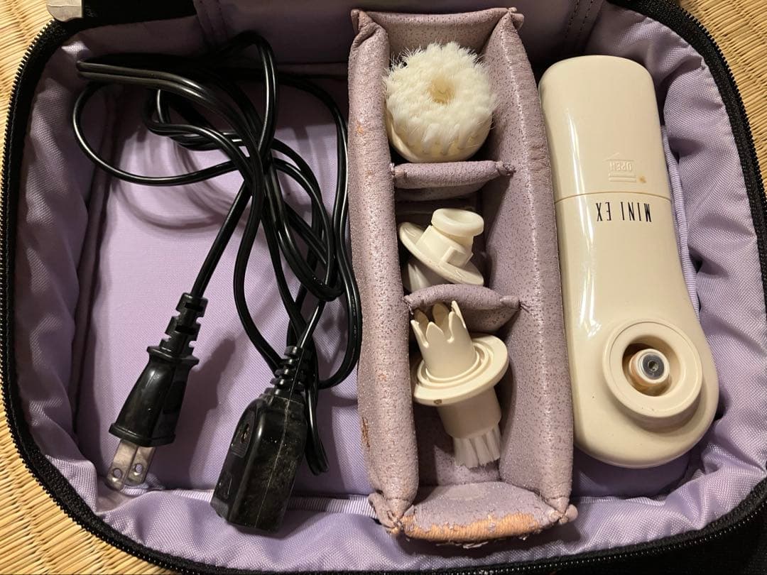 POLA エステ ポーラ ミニ トロワ 美顔器 - メルカリ