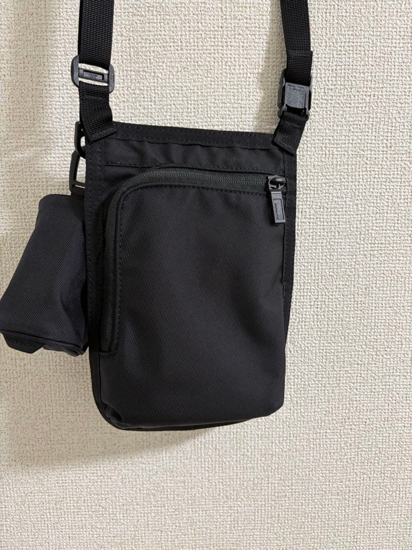 everyone PAPERBACK POUCH STANDARD EO - メルカリ