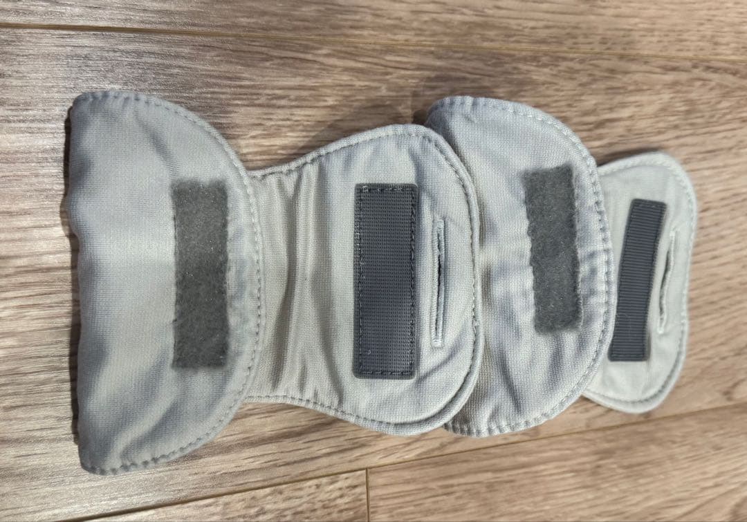 mii様【美品】nuna ヌナ カドルクリック 抱っこ紐 / 色:フォグ - メルカリ