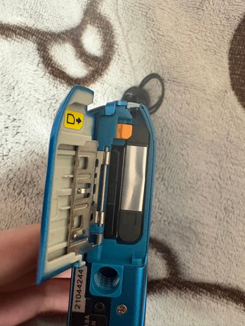 nikon coolpix s3600 青 バッテリーSDカード付き - メルカリ