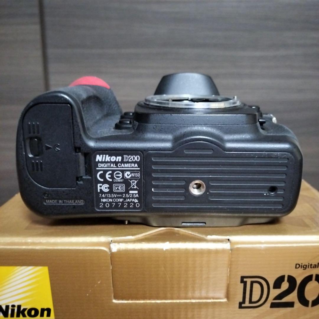 Nikon D200 ボディ CCDセンサー 名機 ショット数 約13,000回 - メルカリ
