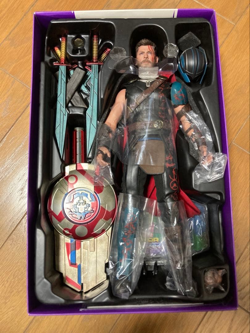 美中古】ホットトイズ マイティーソー ラグナロク 通常版 - メルカリ
