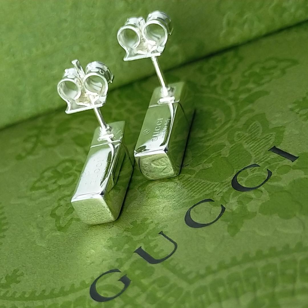☆SALE☆【GUCCI】オールドグッチ ブロック ピアス 1547 - メルカリ