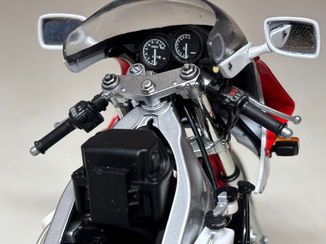 ハセガワ 1/12ヤマハTZR250(3MA)完成品 - メルカリ