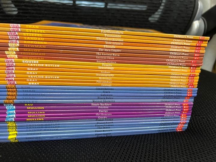 洋書 A true book シリーズ 33冊