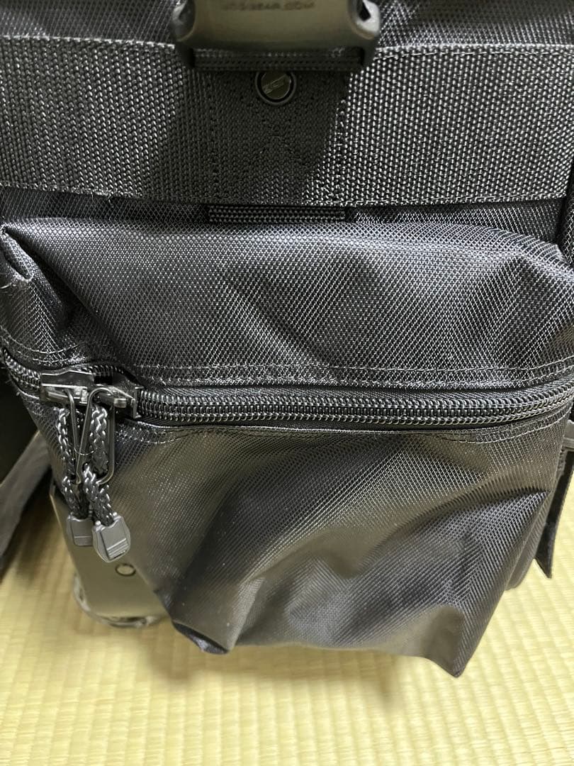 UDGレコードバッグ UltimateSlingBagTrolleyDeLuxe - メルカリ