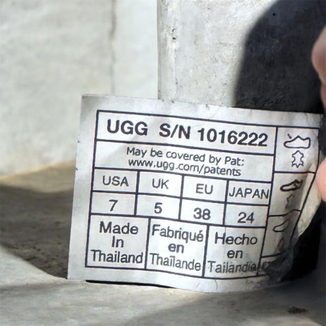 《週末限定最終大幅値下げ》UGG ムートンブーツ クラシックミニ ブラック