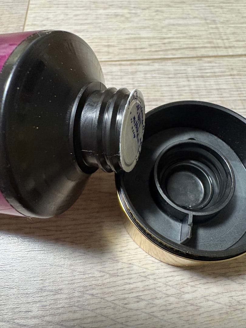 ヴィクトリアシークレット ラブアディクト 2本セット - メルカリ