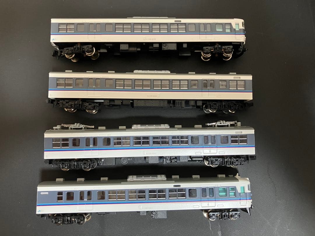 115系3000番台 広島快速色 増結編成 - メルカリ