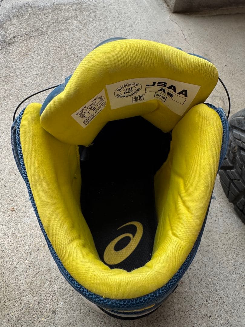 アシック安全靴　WINJOB CP304 BOA 26.5cm