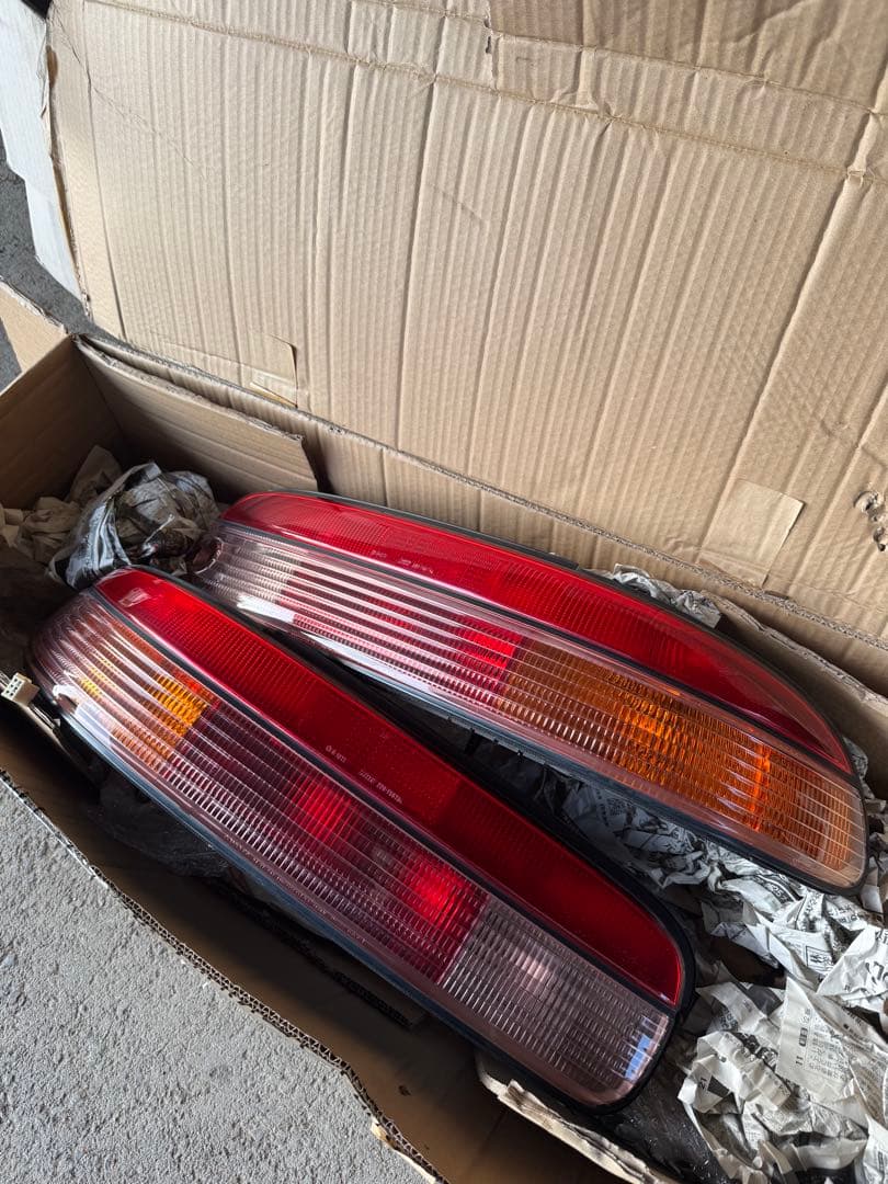 30ソアラ　中期　テールライトセット 30 ソアラ 中期 ハーフクリスタル仕様 テールライト 純正加工