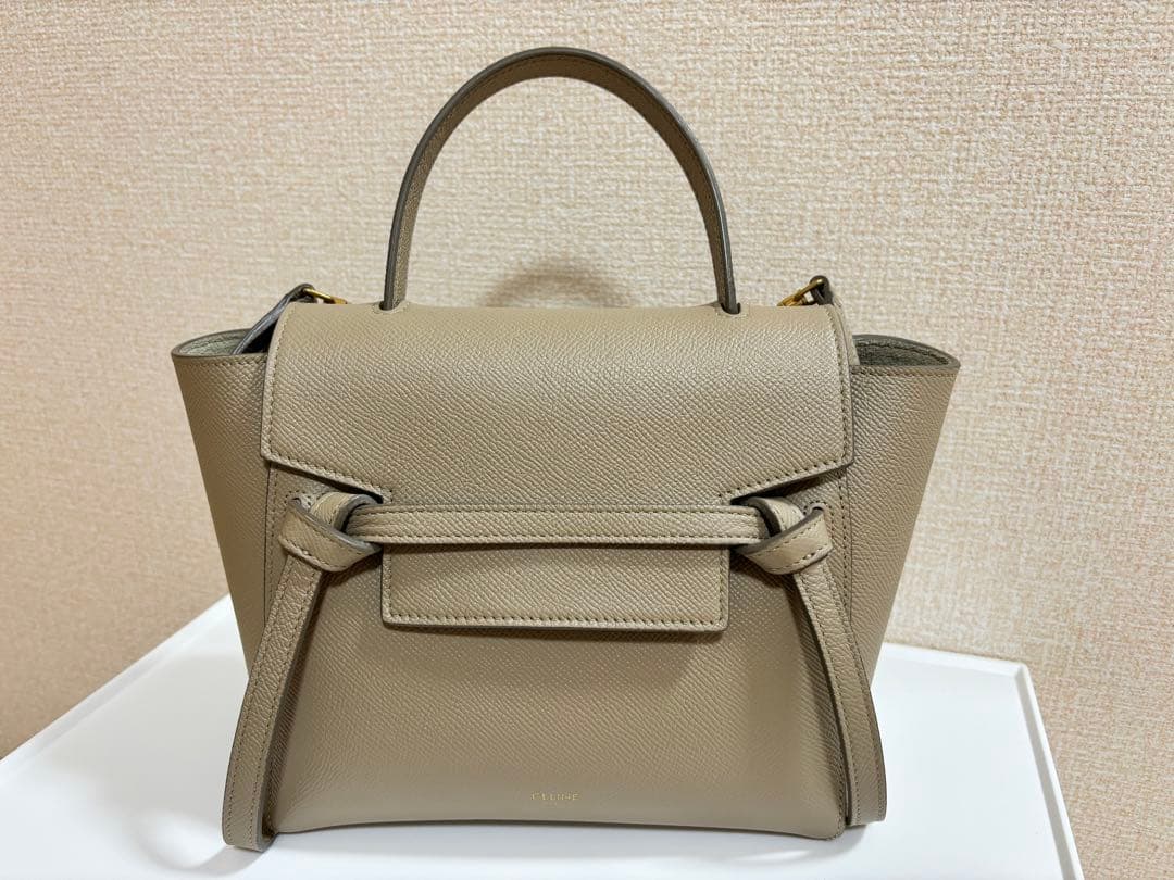 セリーヌ CELINE ベルトバッグ ナノ ライトトープ - メルカリ