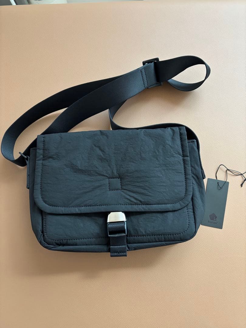 kuros'（クロス）ナイロンミニメッセンジャーバッグ www.cosaga.com