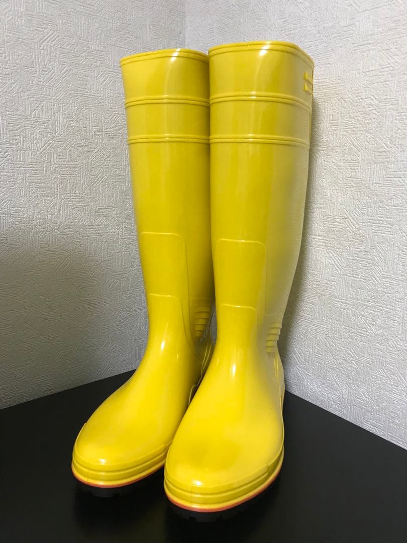 【新品未使用品】ザクタス Z-01廃盤色イエロー④ 楽天市場】【廃番色の為在庫限り】弘進ゴム ザクタス Z 01 イエロー