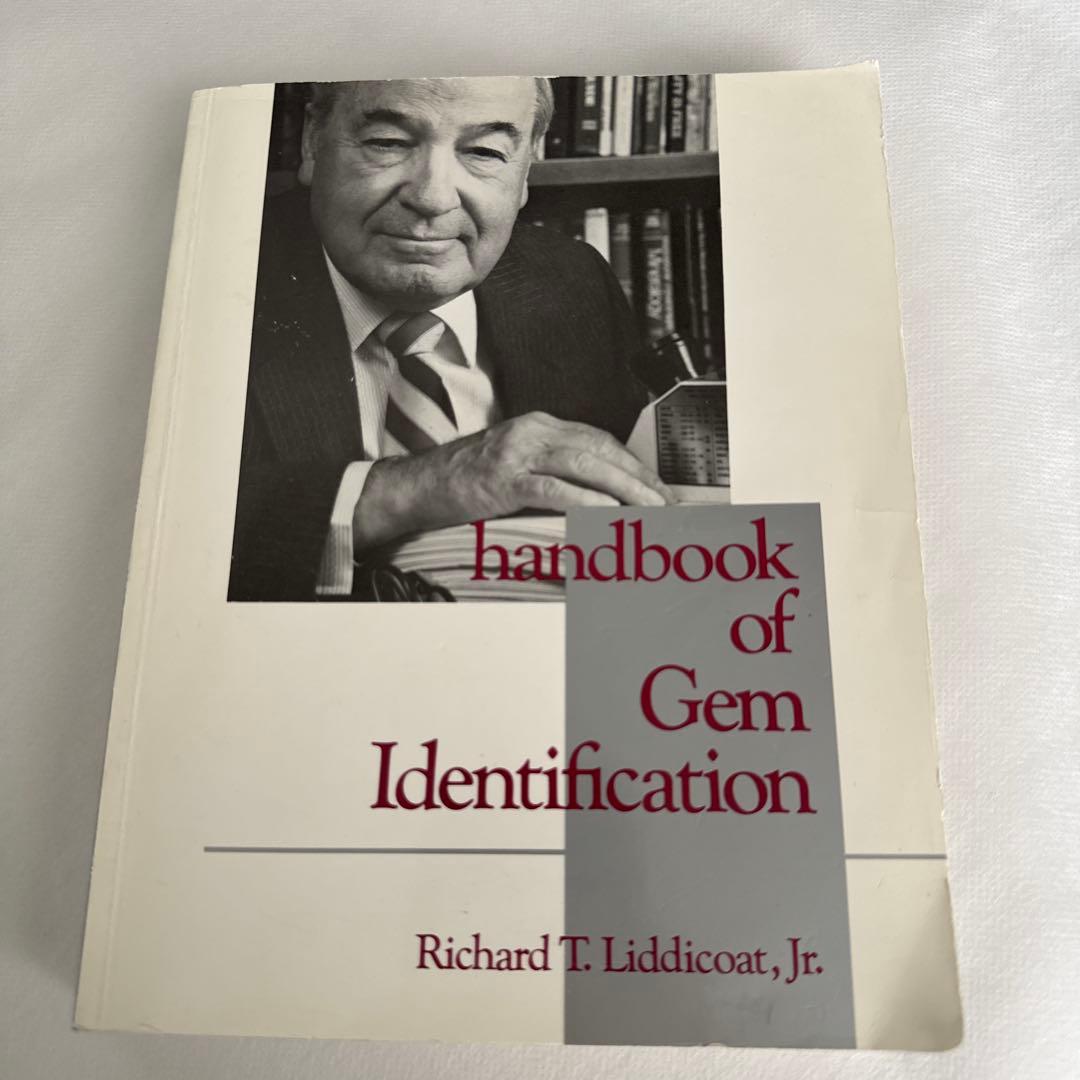 hand book of gem identification /GIA宝石鑑定 Handbook of Gem Identification: 9798869141668: Reference Books