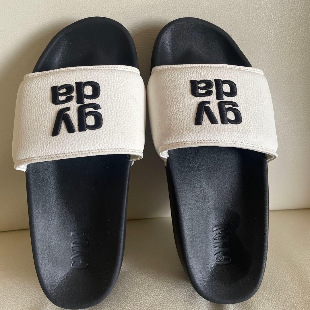 GYDA ノベルティ 厚底サンダル 白 ホワイト - メルカリ