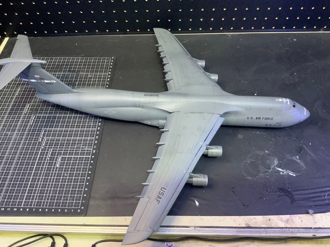 1/144スケールC5Bギャラクシー米軍大型輸送機 - メルカリ