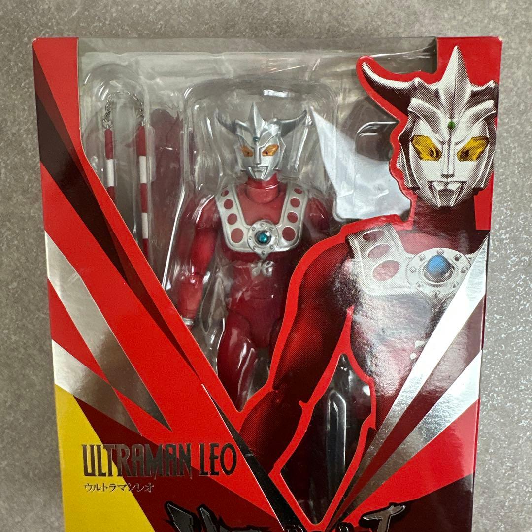 ☆未開封☆ ULTRAMAN LEO ウルトラマンレオ BANDAI フィギア