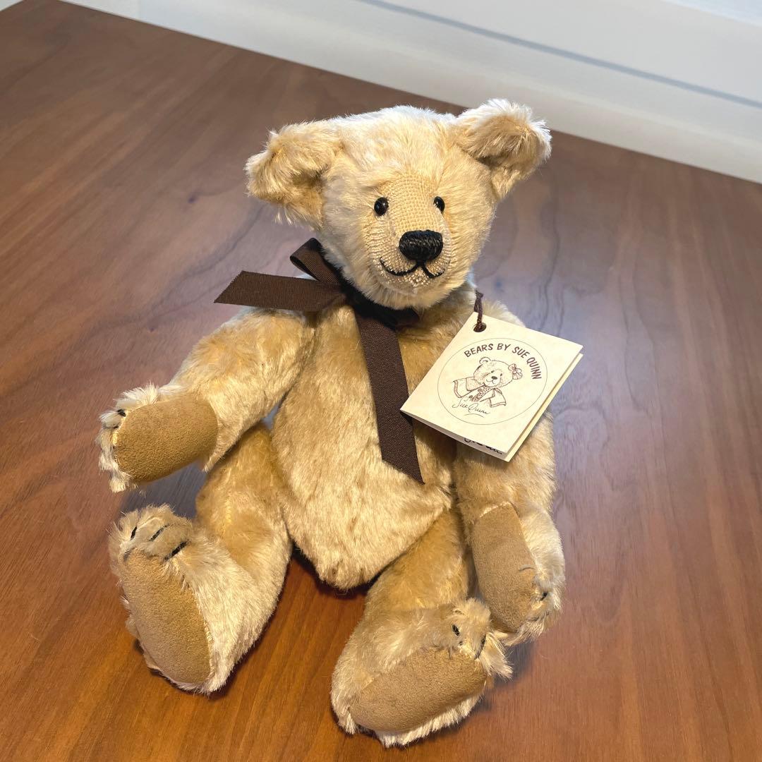 シリアルNo.1 サイン入り人気作家 スークイン テディベア シリアルNo.1