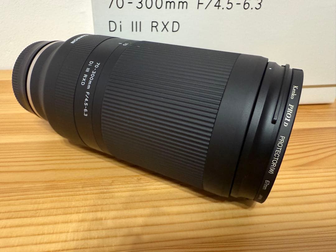 歩熊　美品 TAMRON 70-300mm F/4.5-6.3