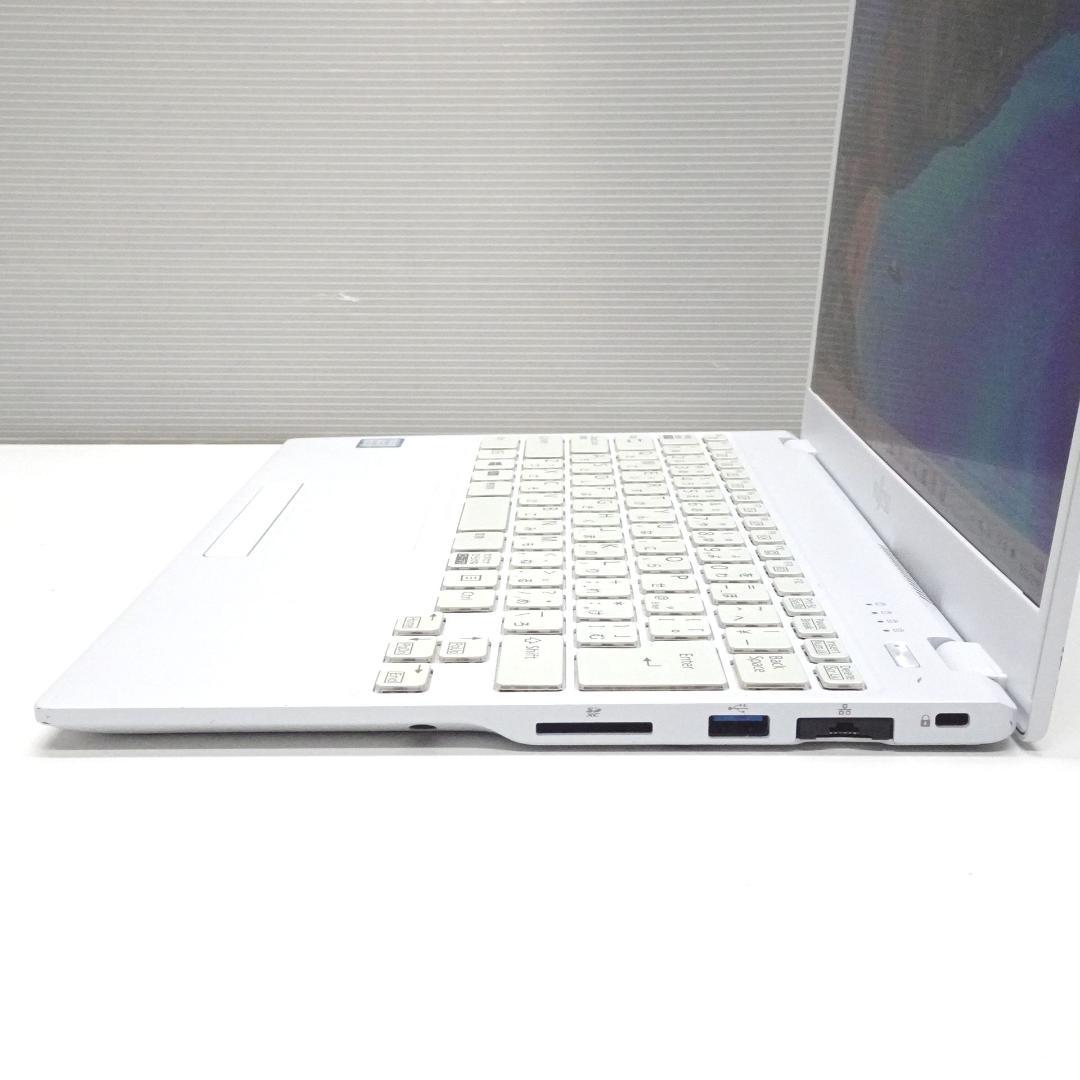 富士通 UH90/D3 i7 8G SSD512G 13.3in FHD 超軽量