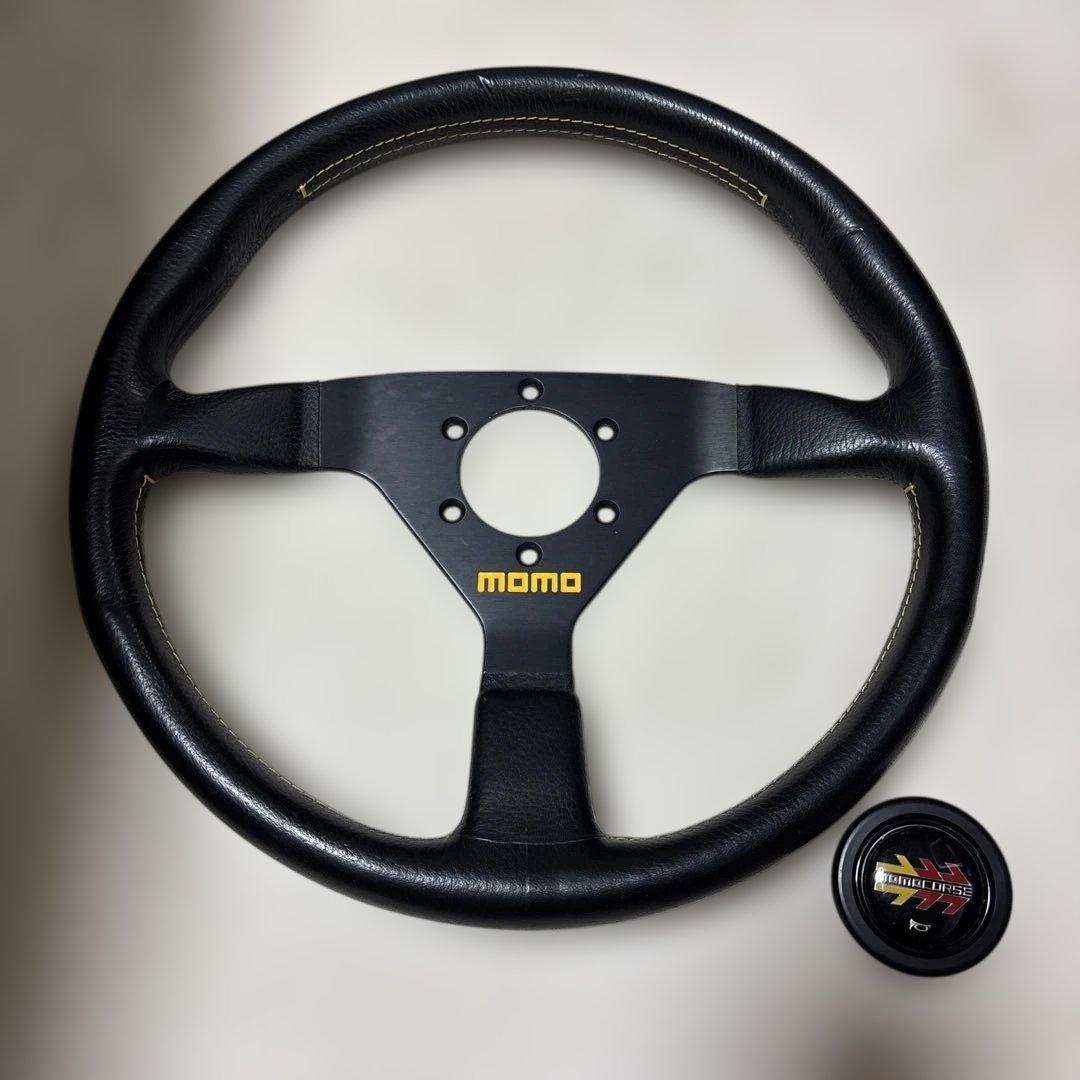 momo ステアリングホイール　ベローチェレーシング 正規品 MOMO ステアリング VELOCE RACING （ヴェローチェレーシング