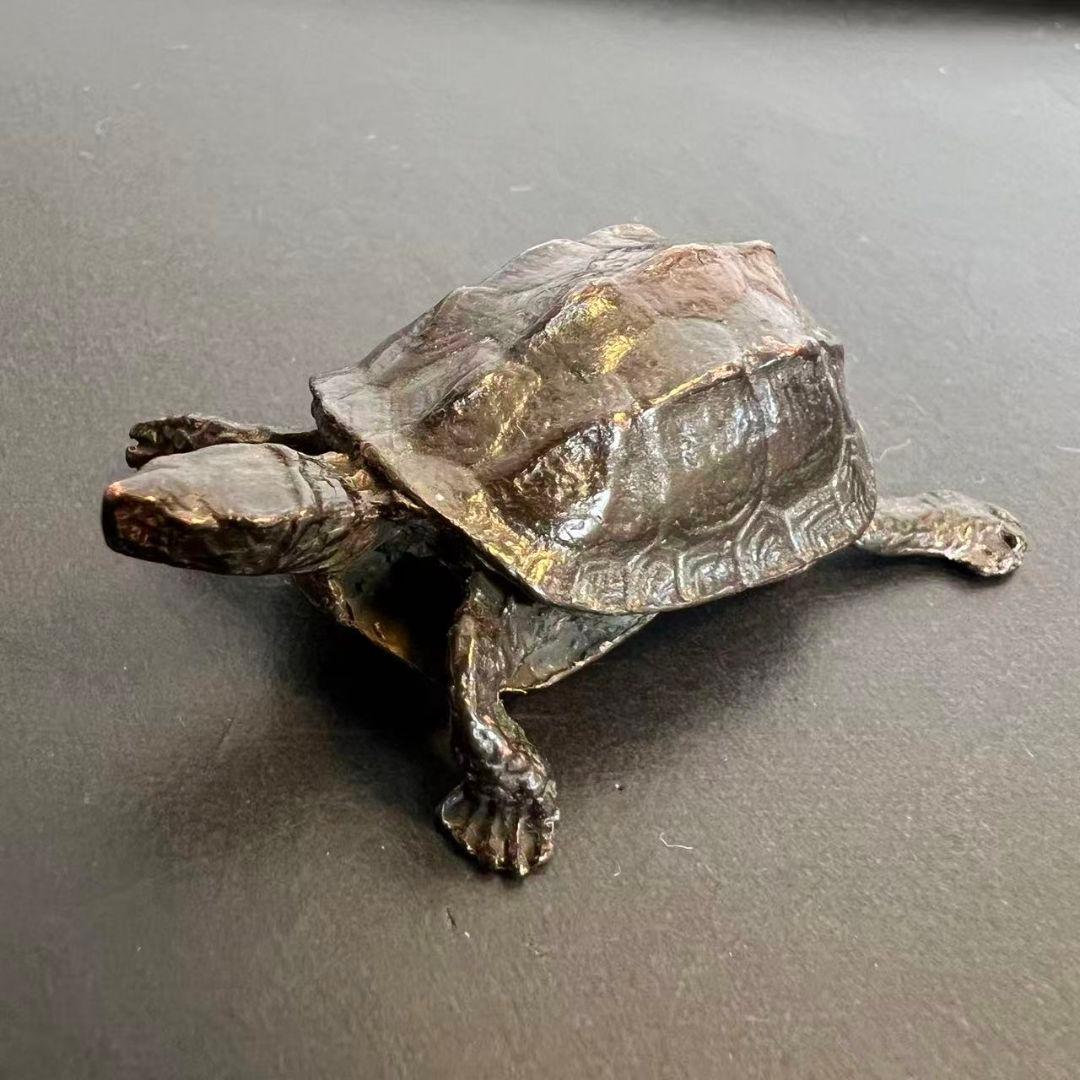 亀 置物 純銅製 古銅 細工 銅亀 文鎮 亀 工芸品 縁起物 風水 - メルカリ