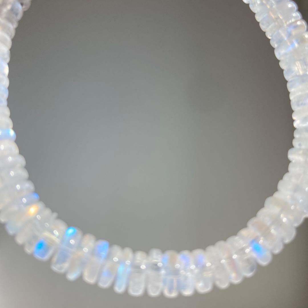 高品質　レインボームーンストーン　ブレスレット　ボタンカット 高品質 レインボームーンストーン ブレスレット 約5～5.5mm 天然石販売