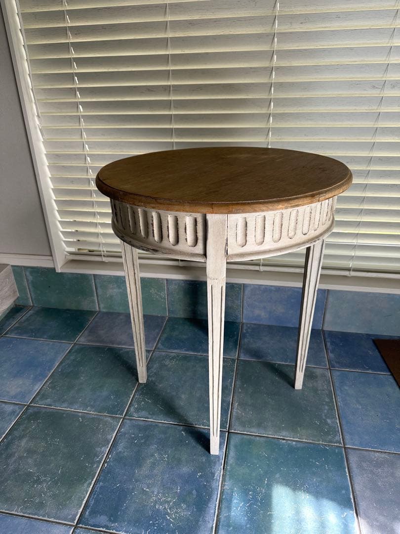 ブランドジュリエ Adaleya ラウンドサイドテーブル