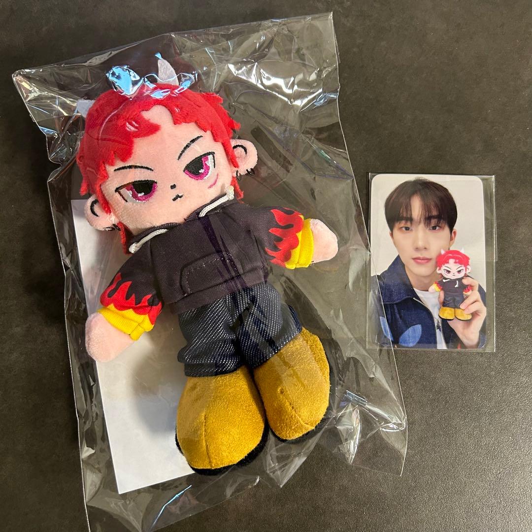 公式 P1Harmony P1KIDS UNG ぬいぐるみ+トレカ - メルカリ