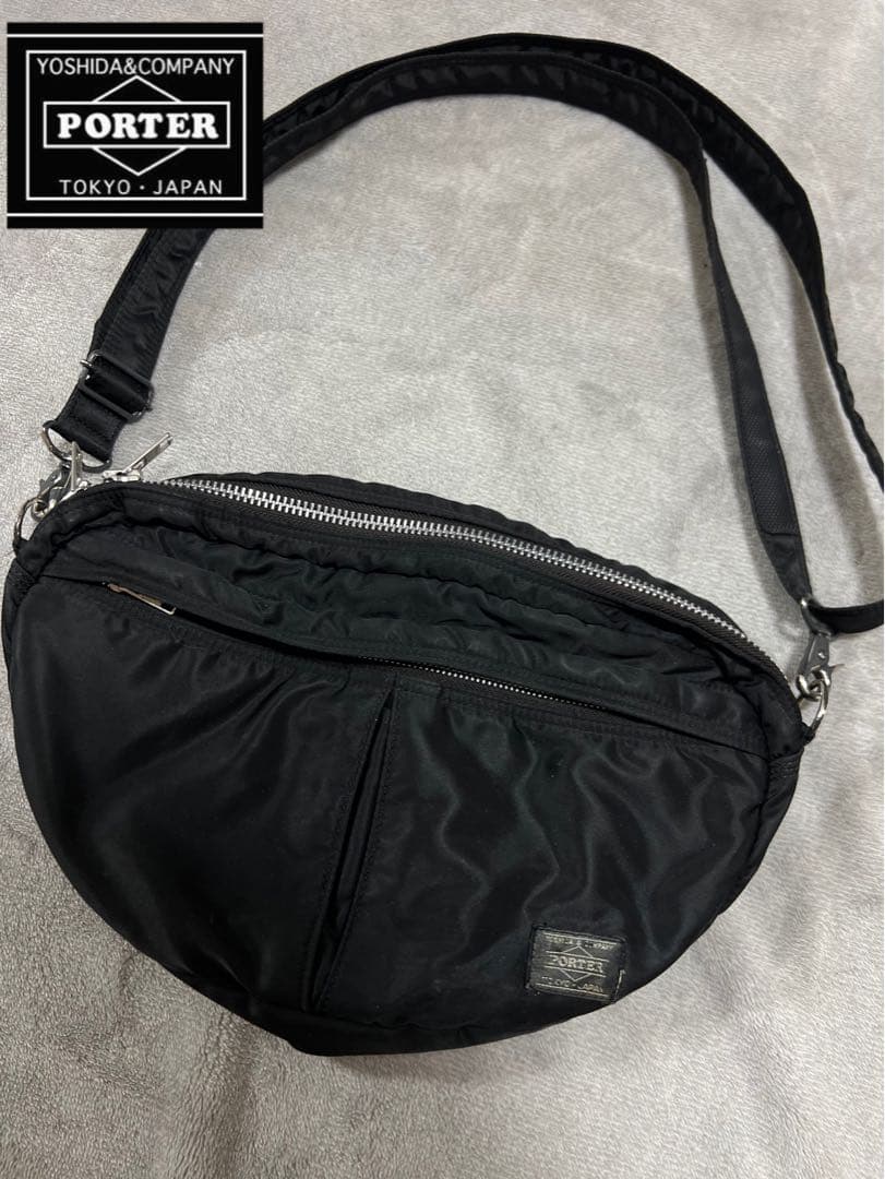 PORTER ポータータンカーショルダーバッグ ハーフムーン 舟形 吉田