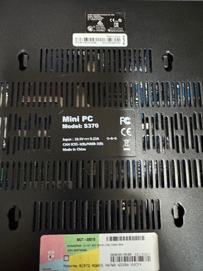 珍品】ミニPC サイネージ用HDMI4ポート出力