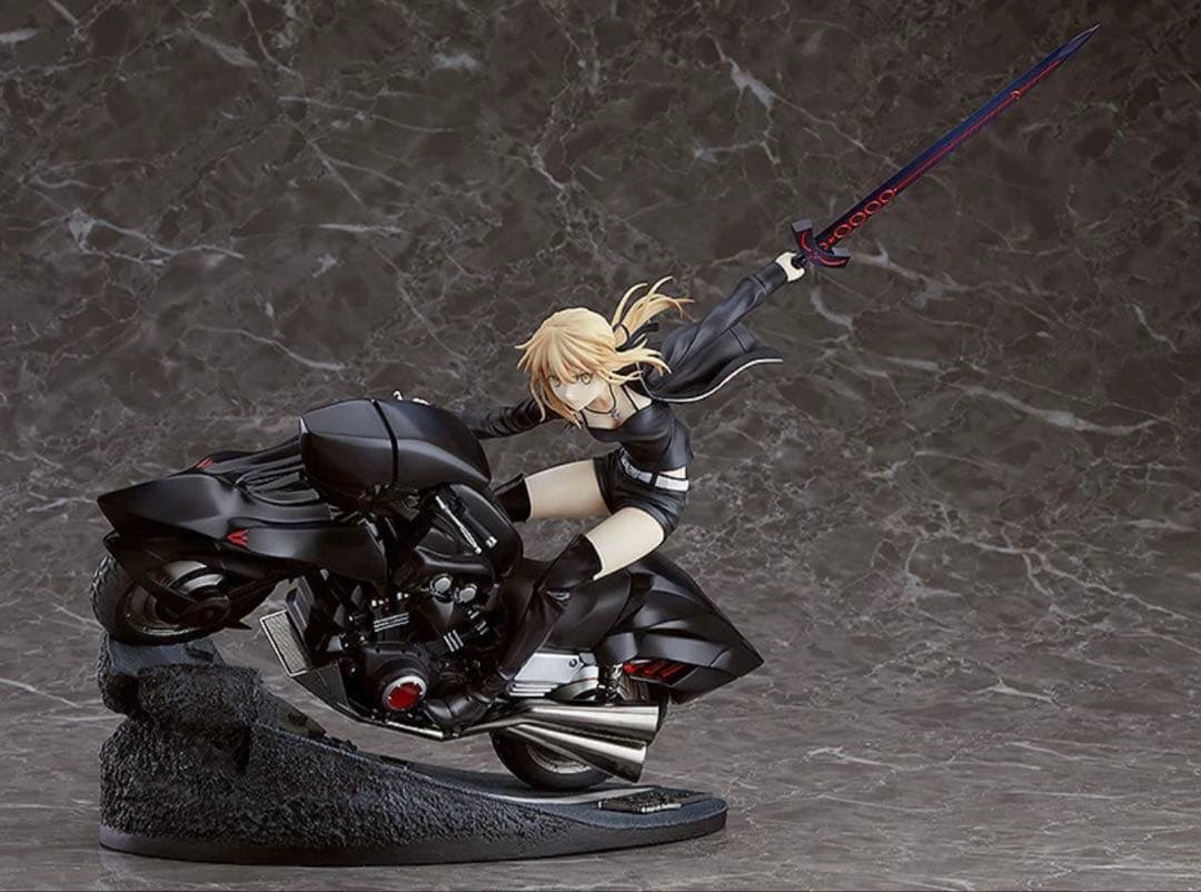 未開封　セイバー/アルトリア・ペンドラゴン〔オルタ〕＆キュイラッシェ・ノワール セイバー/アルトリア・ペンドラゴン[オルタ]＆キュイラッシェ