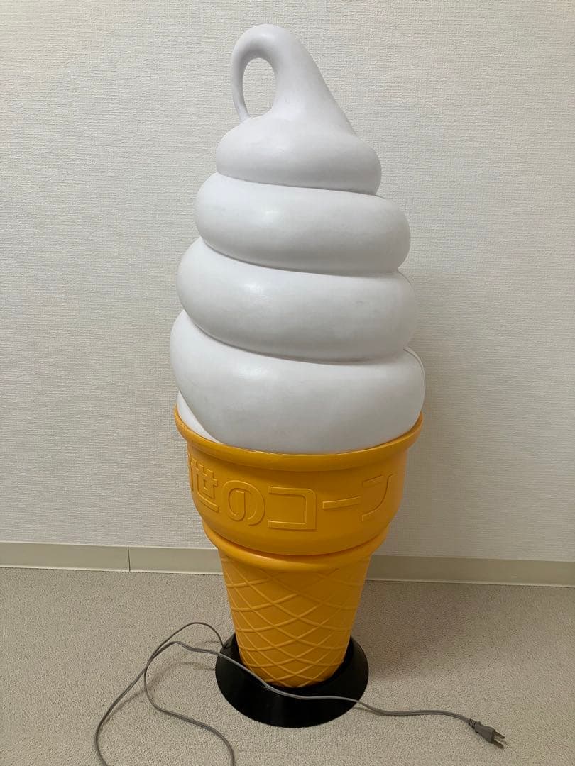 日世 ソフトクリーム 置物 看板 ディスプレイ 電飾 - メルカリ