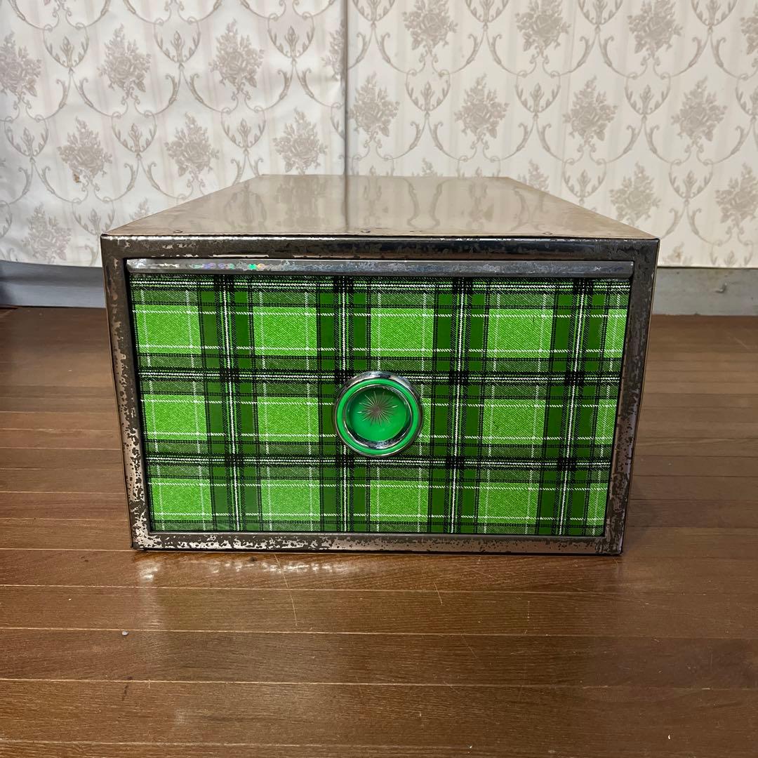 アンティーク】① 昭和レトロ レトロポップ ブリキ 衣装ケース 収納