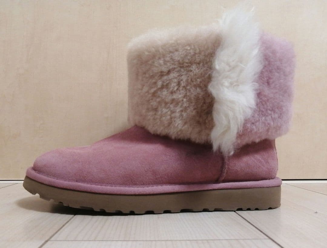 希少 アグ クラシック ミニ ウィスプ ブーツ 25.0cm