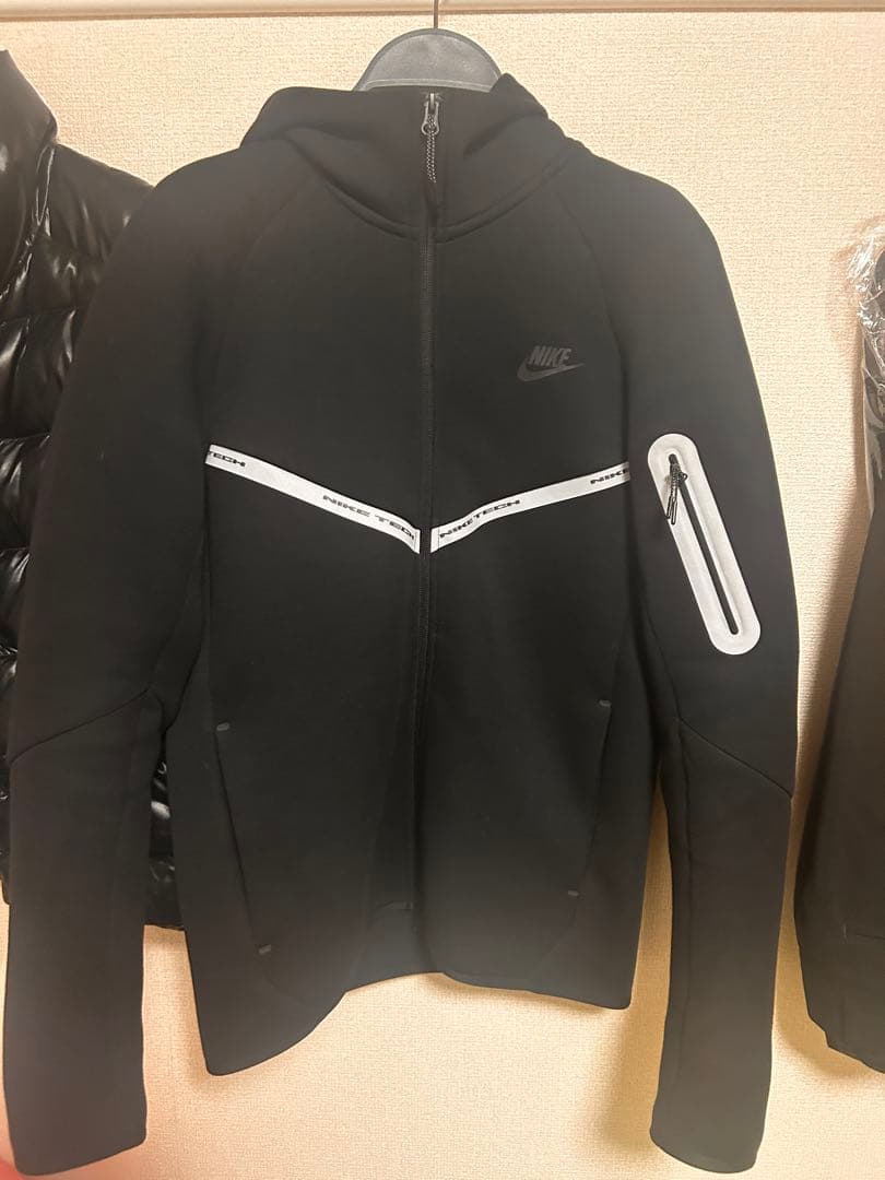 ナイキ テックフリース 反射 Sサイズ！ Nike テックフリース リフレクティブ 反射素材 フーディー (Nike
