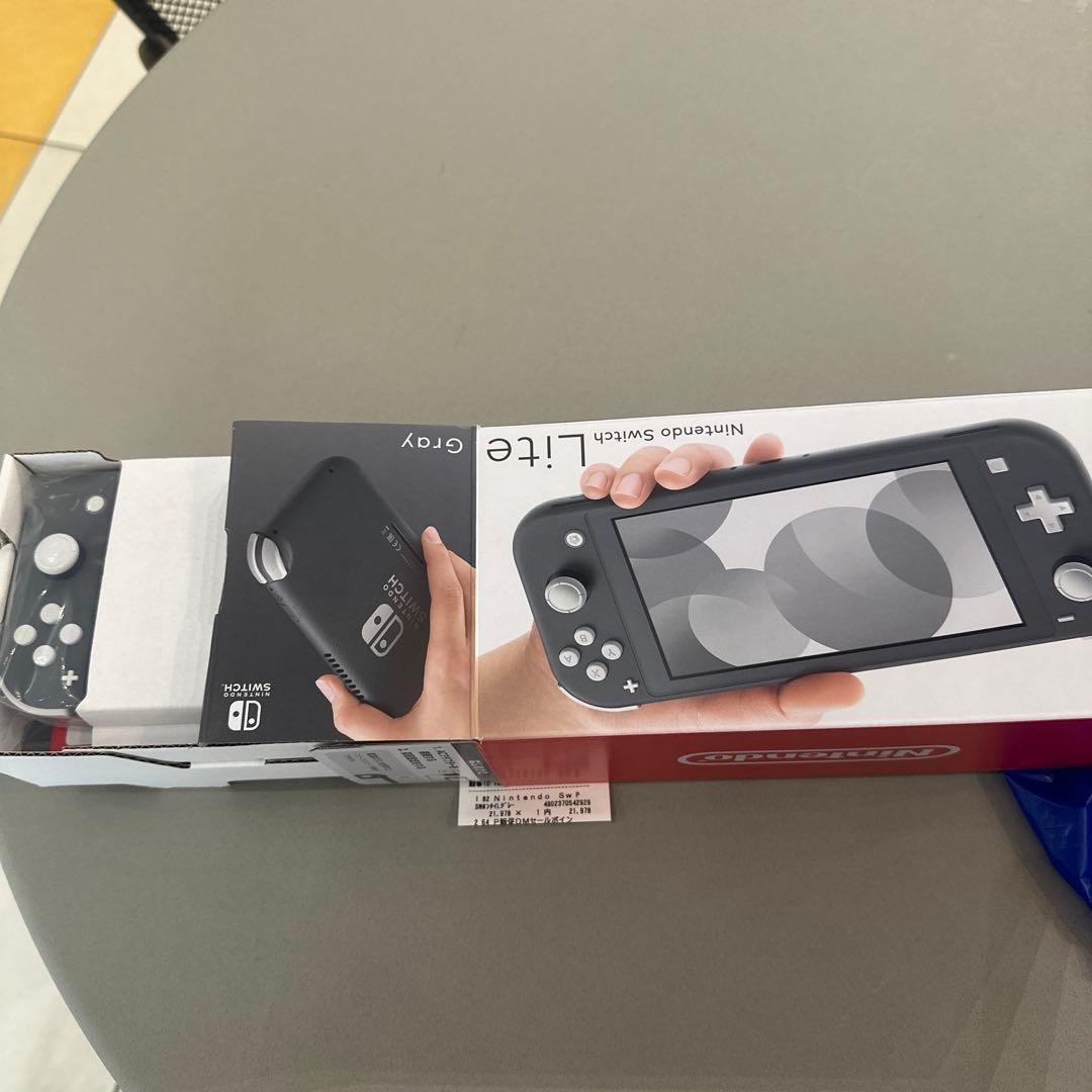 す*る様 ニンテンドースイッチライト　NINTENDO SWITCH LITE 任天堂（Nintendo） Switch Lite スイッチライト 本体 完品 選べる