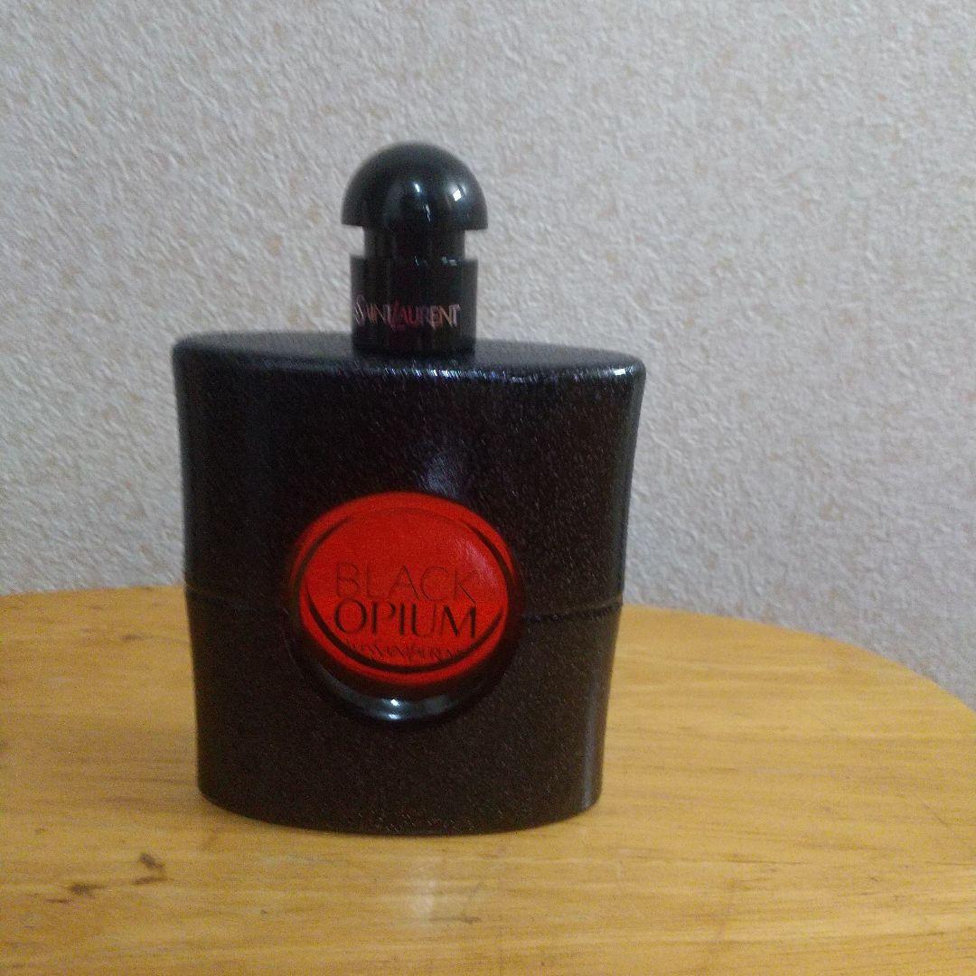 イヴ・サンローラン BLACK OPIUM オードパルファム90mlスプレー ブラックOP オーデパルファムスプレー(イヴ・サンローラン)の通販
