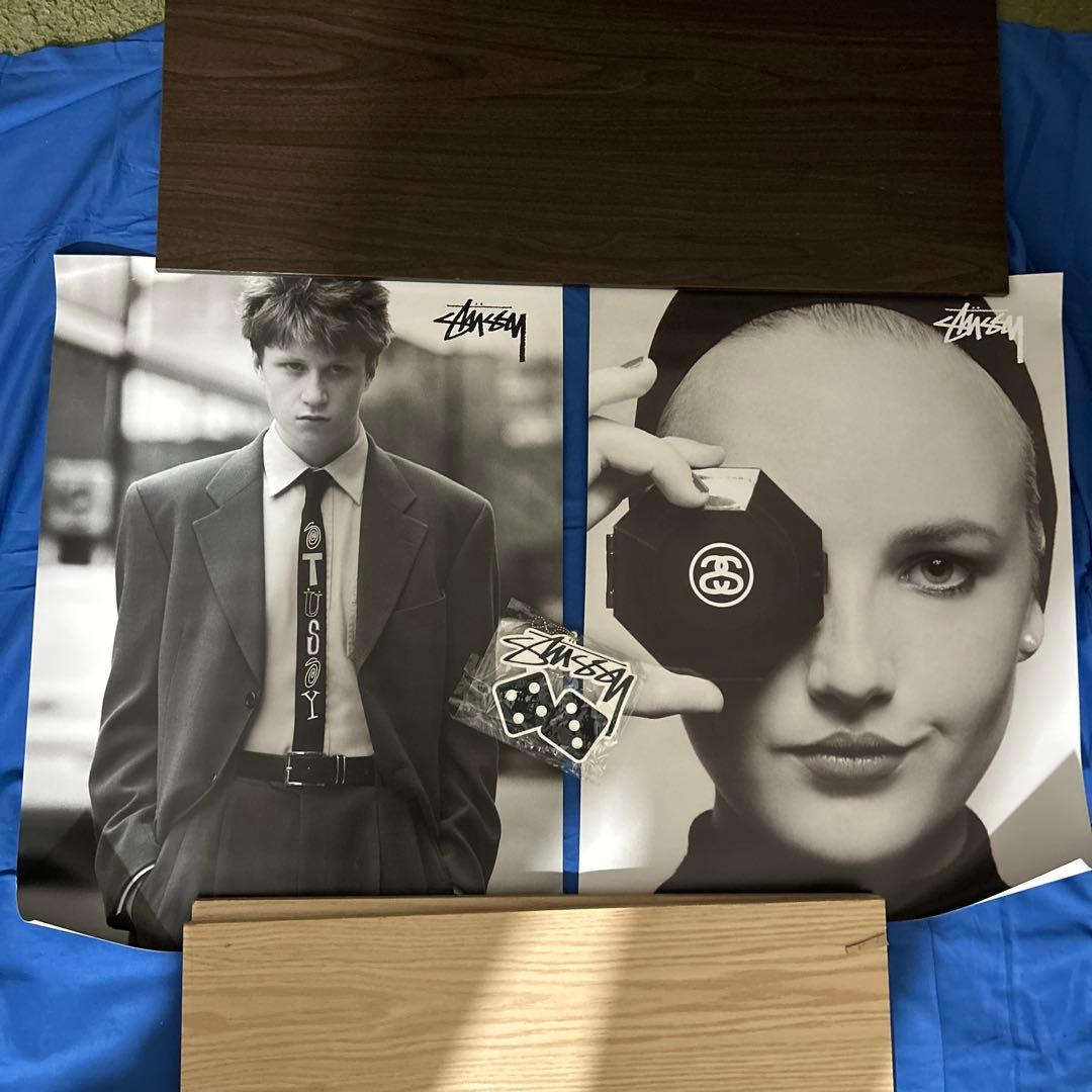 ★未使用品★ stussy シャネル ポスター 2枚　カールラガーフェルド追悼 Stussy カールラガーフェルド 追悼記念ポスター 非売品 シャネル