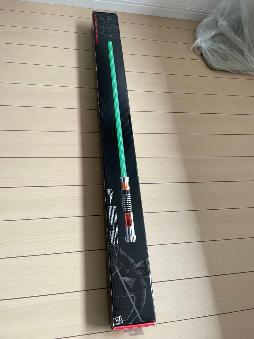 FX ライトセーバー ルーク ブラックシリーズ Amazon.co.jp: ハズブロ(HASBRO) スター・ウォーズ STAR WARS ブラック