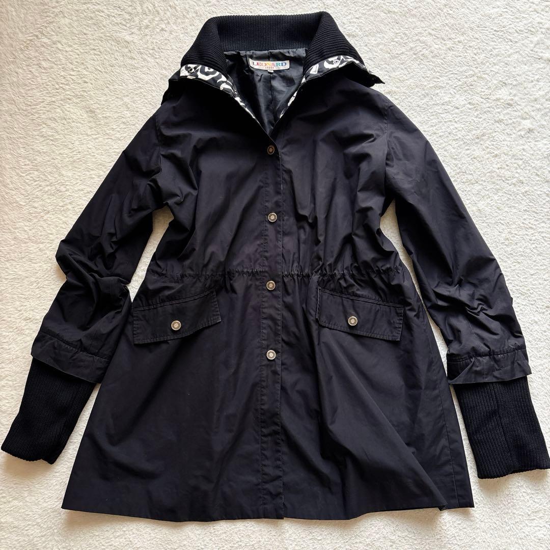 レオナールスポーツ ナイロンコート 総柄パイピング 襟裏柄 袖リブ