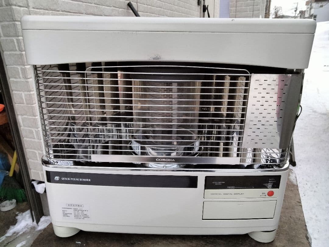 引き取り及び近郊配達限定出品！札幌発コロナFF石油ストーブ2013年式