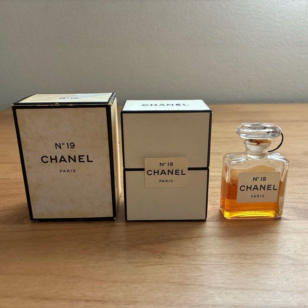 シャネル N°19 パルファム 19番 ヴィンテージ 8ml - メルカリ