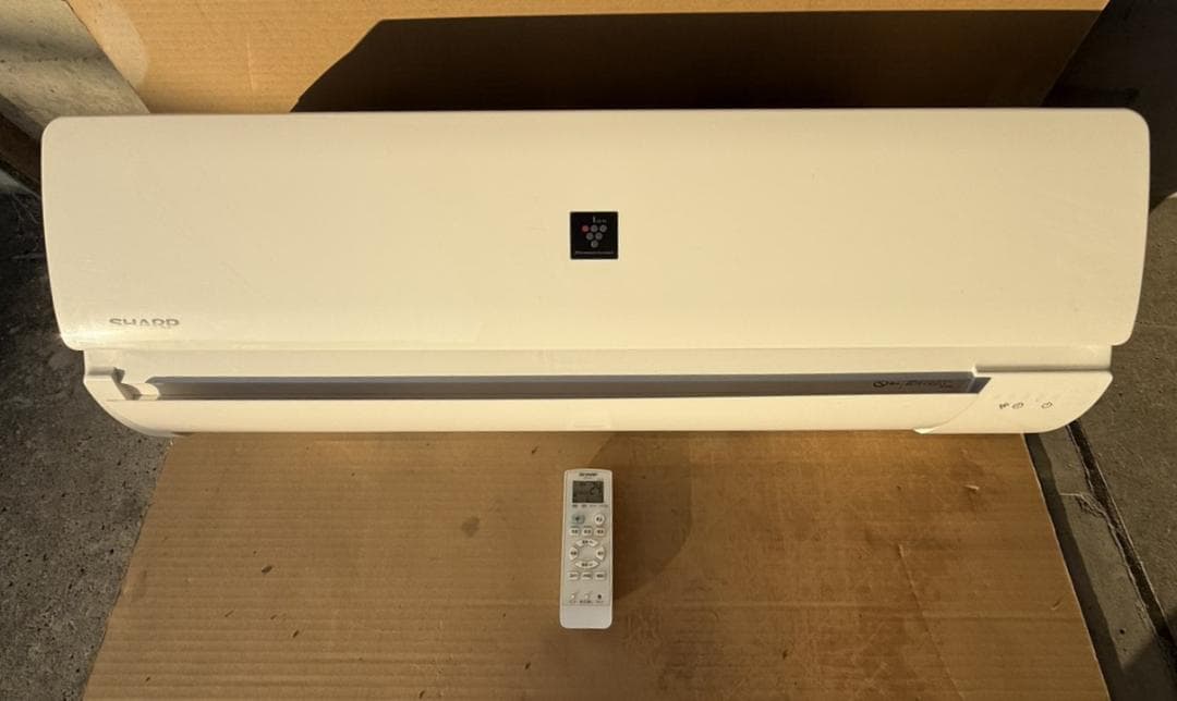 SHARP エアコン本体 ホワイト リモコン付き Amazon.co.jp: Sealayer シャープエアコン用リモコン 設定不要 2000