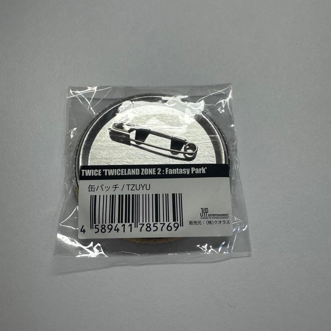 大人気】 TWICE ツウィ 缶バッジ - メルカリ