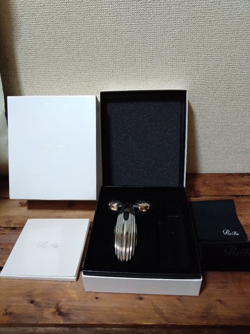 《値下げOK》リファカラットレイReFa RF-PC2019B SILVER